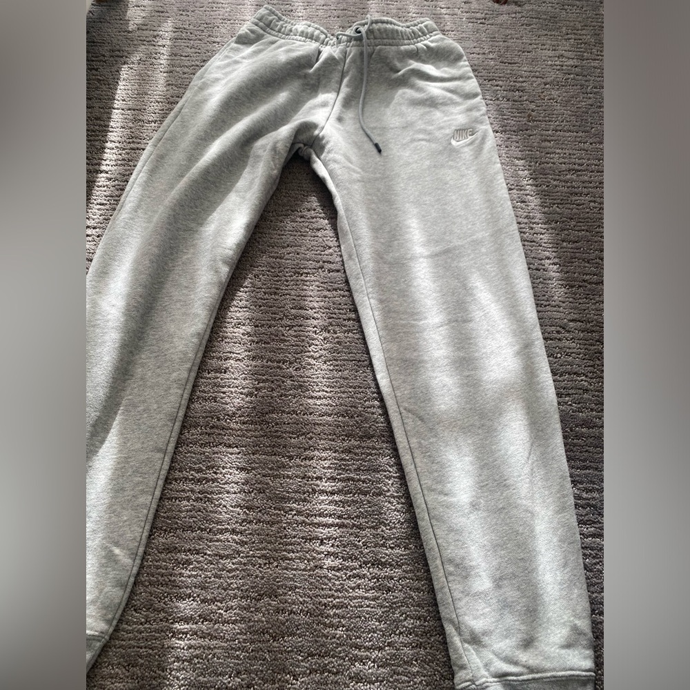 Grey Nike sweatpants - Picture 1 of 2